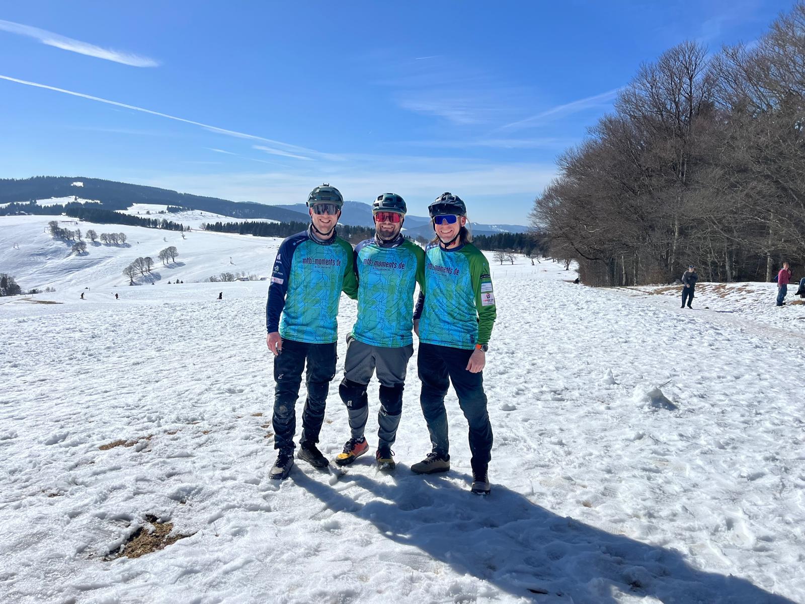 Freiburg das Mountainbike-Paradies Michaque Kaiser, Mark und Oli auf dem Schauinsland